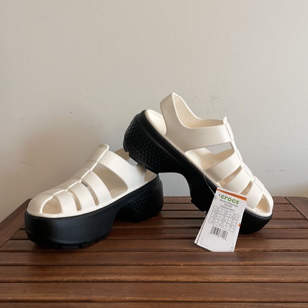 NWT Crocs Stomp Fishermen Sandal Chalk Women Size 8 Men Size 6